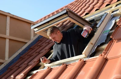 Pose de fenêtres de toit Velux à Douchy